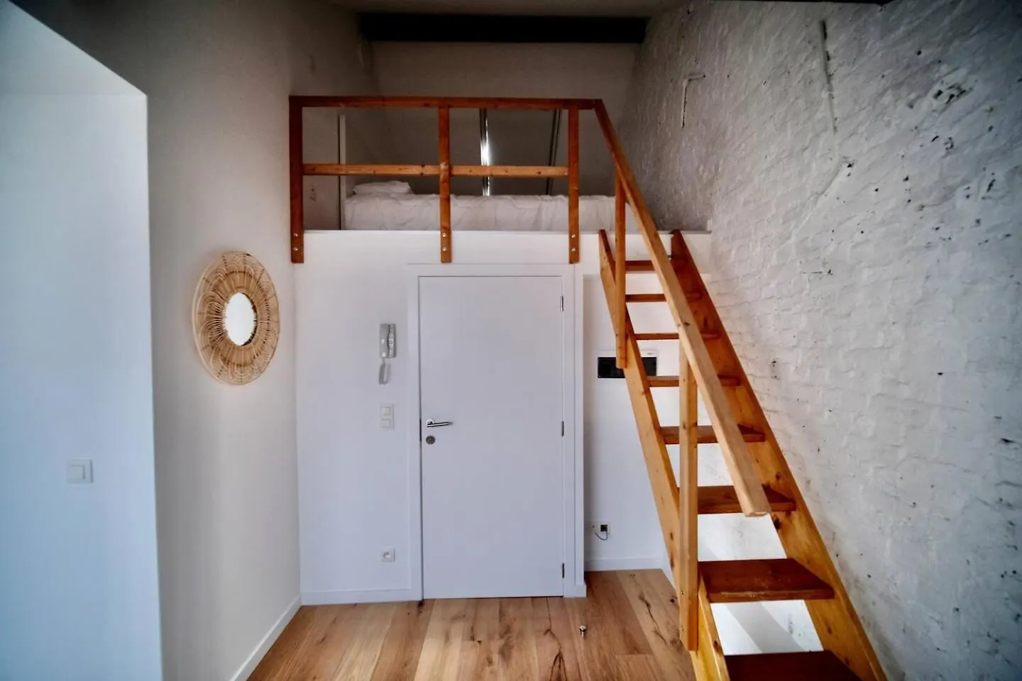 Smart Appart - Brussels North Bed and Breakfast België